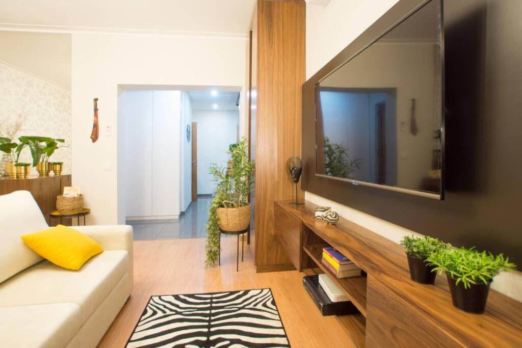 Modern Apartment In Coimbra City Center Bagian luar foto
