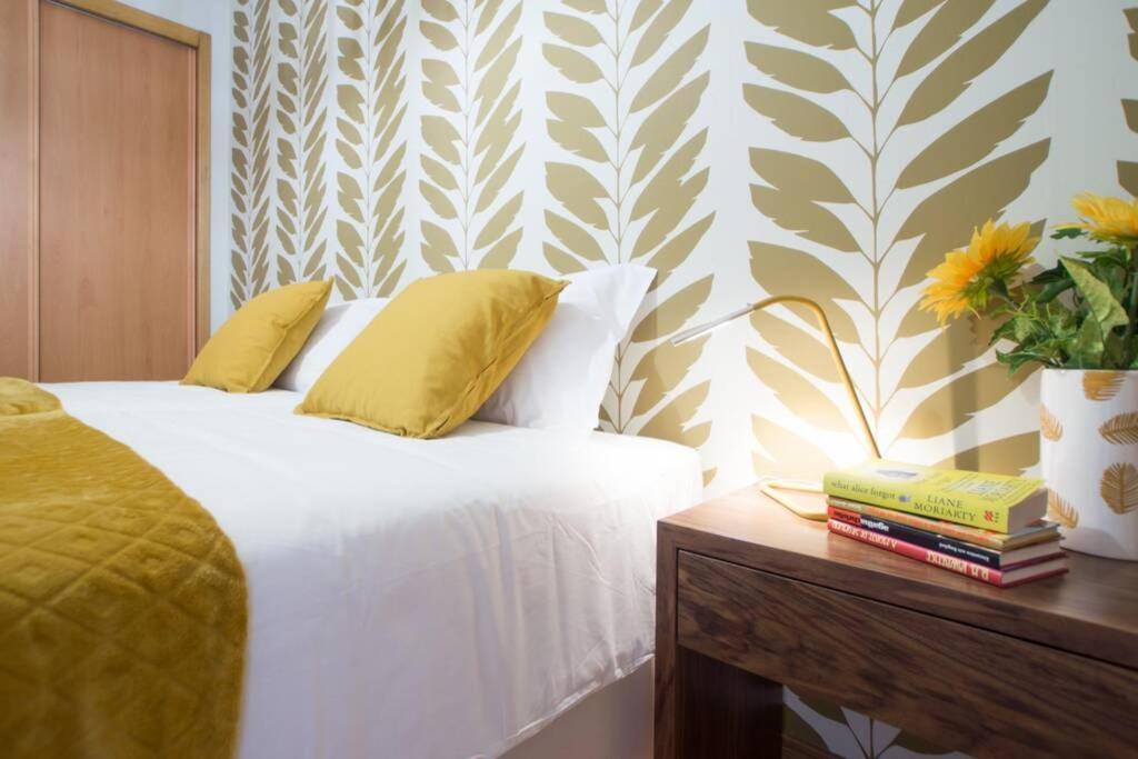 Modern Apartment In Coimbra City Center Bagian luar foto