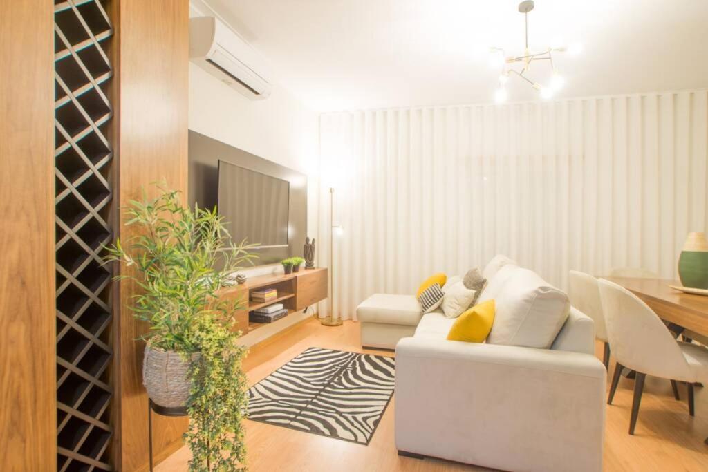 Modern Apartment In Coimbra City Center Bagian luar foto